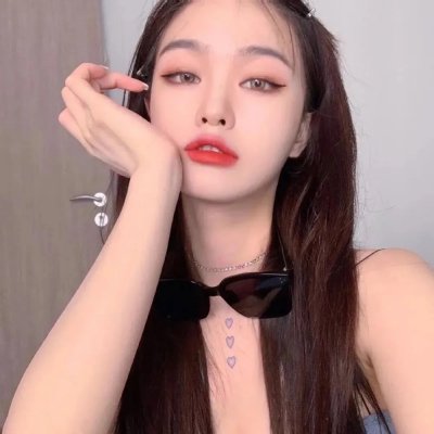 穿书后一脚踢开老公当霸总